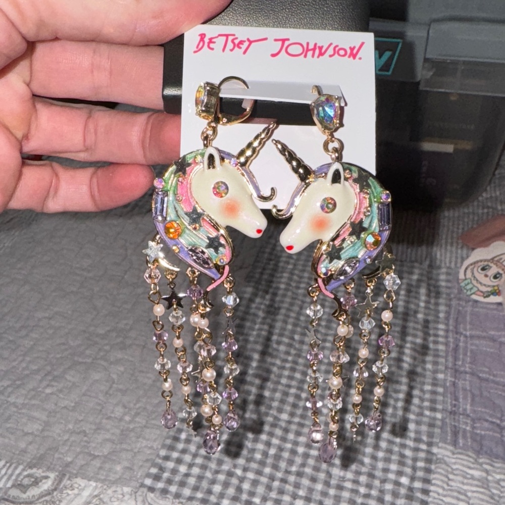Betsey Johnson Pastel Unicorn Earrings NWT’s